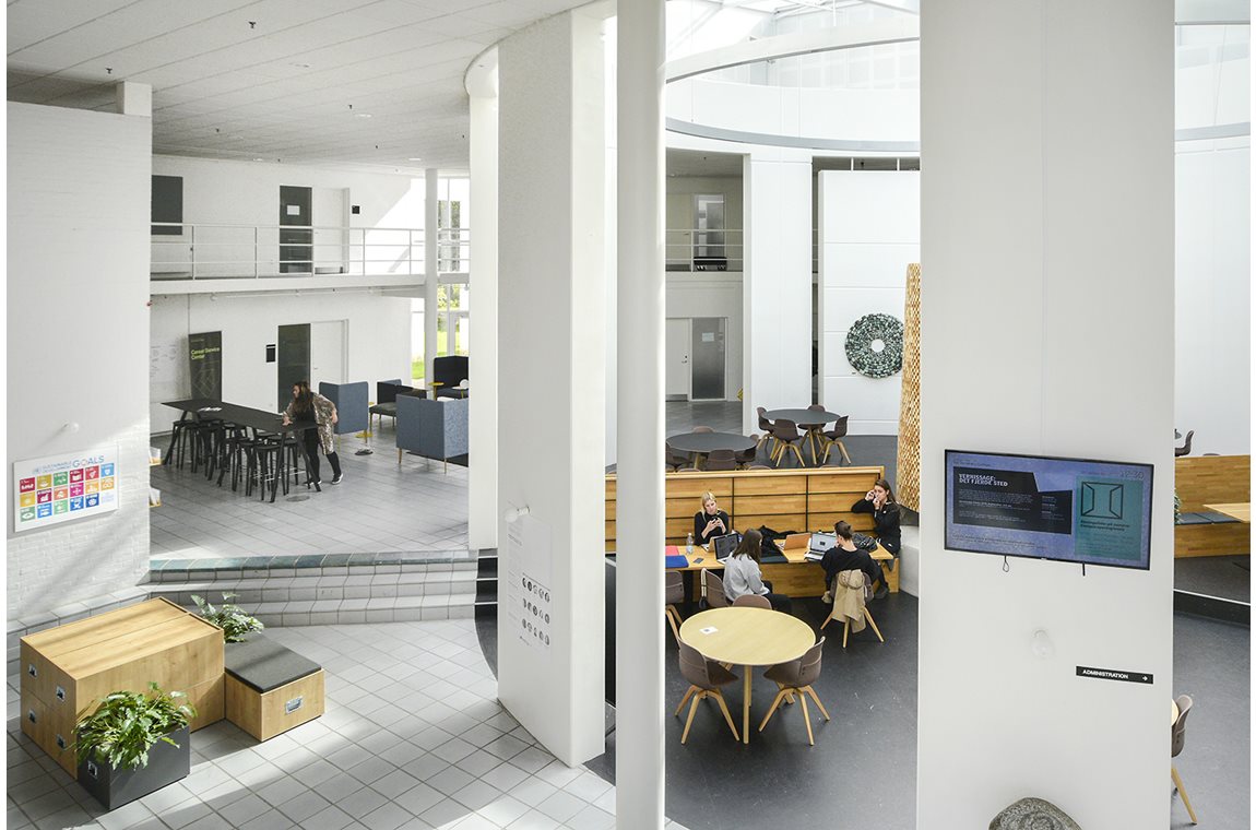 VIA University College Herning, Denemarken - Wetenschappelijke bibliotheek