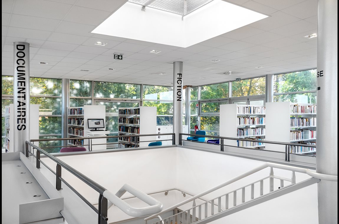 Trith Saint Léger Bibliotek, France - Offentligt bibliotek