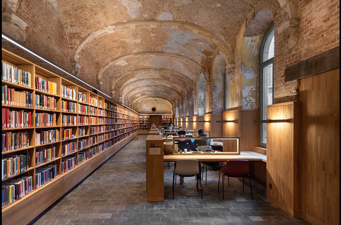 Het Predikheren Bibliotek, Mechelen, Belgien - Offentligt bibliotek