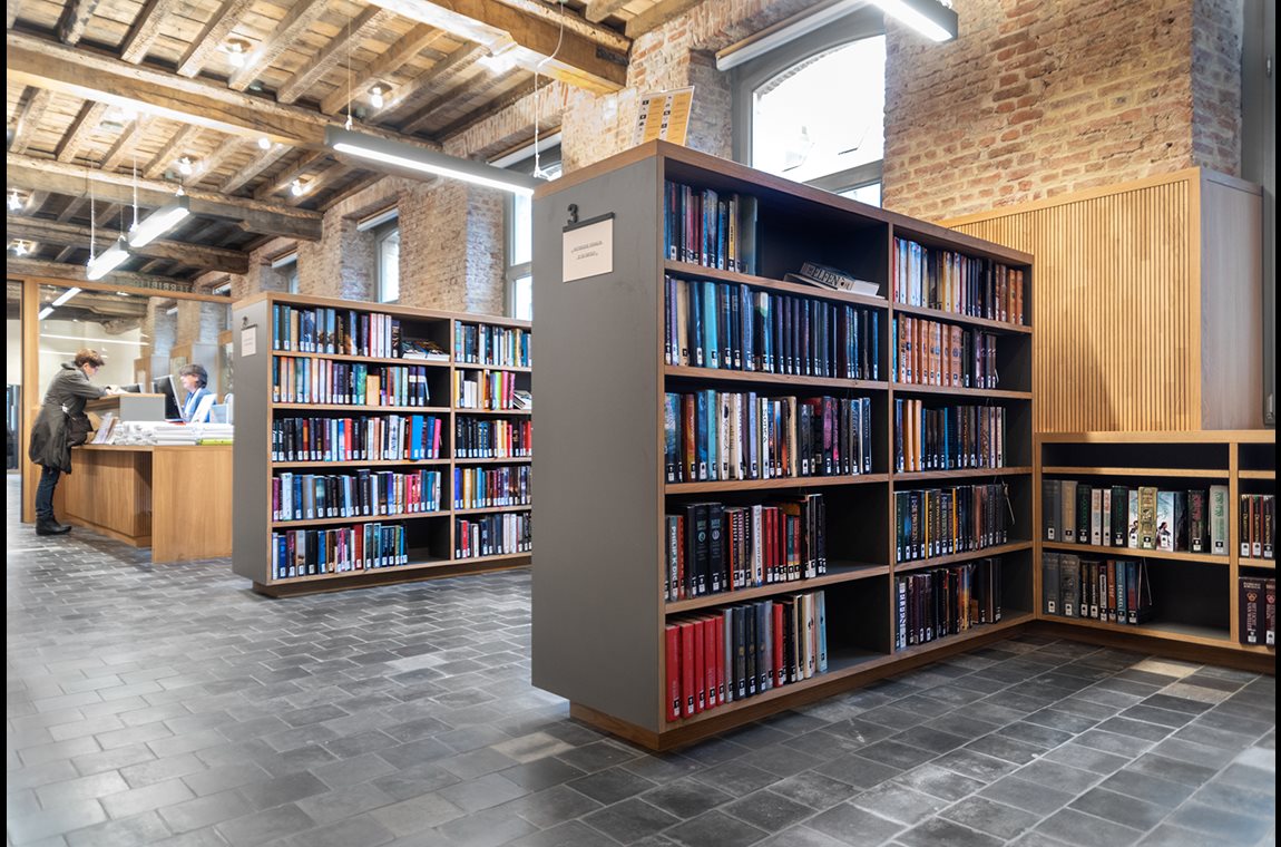 Openbare Bibliotheek Het Predikheren, Mechelen, België - Openbare bibliotheek