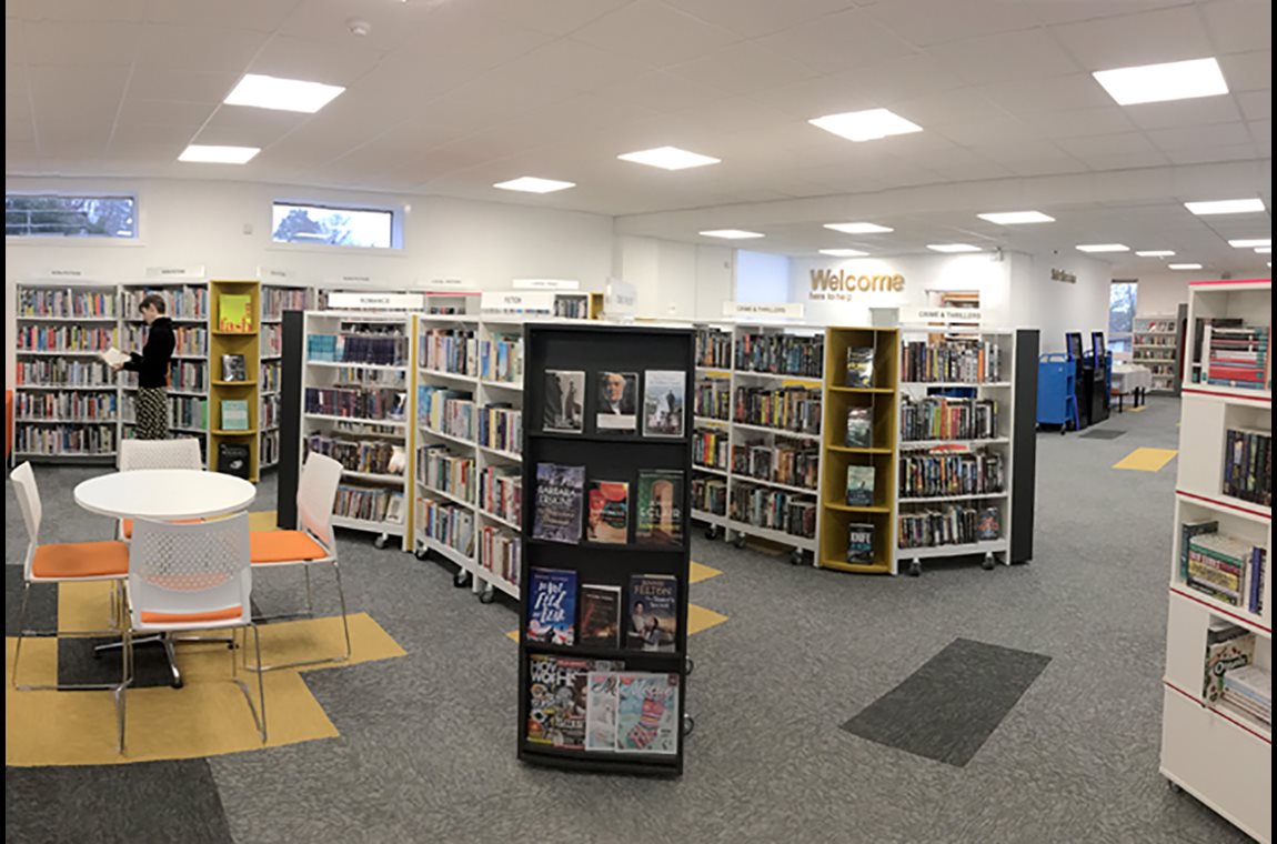Newport Pagnell Bibliotek, Storbritannien - Offentligt bibliotek