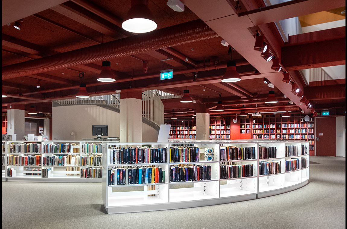 Bibliothèque municipale de Värnamo, Suède - Bibliothèque municipale et BDP