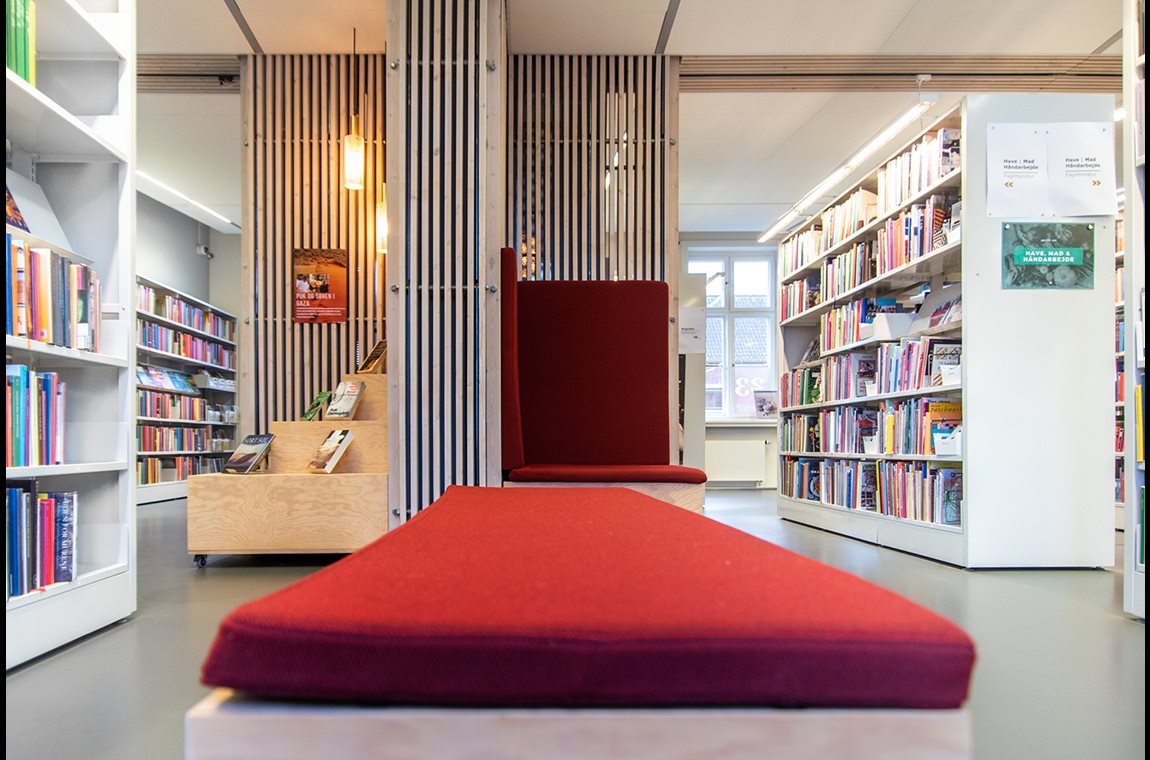 Öffentliche Bibliothek Taastrup, Dänemark - Öffentliche Bibliothek