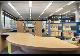 hannover_stadtteilbibliothek_herrenhausen_public_library_de_021.jpg