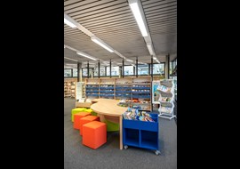 hannover_stadtteilbibliothek_herrenhausen_public_library_de_022-2.jpg
