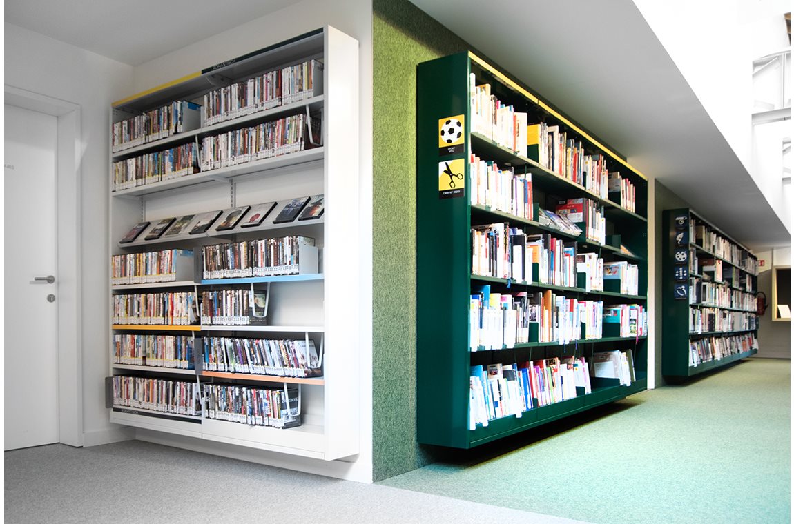 Beernem Bibliotek, Belgien - Offentligt bibliotek