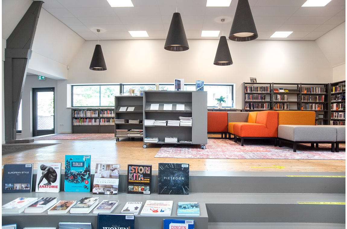 Öffentliche Bibliothek Budel, Niederlande - Öffentliche Bibliothek