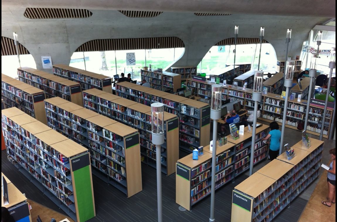 Bibliothèque municipale d'Edmonton, Jasper Place, Canada - Bibliothèque municipale et BDP