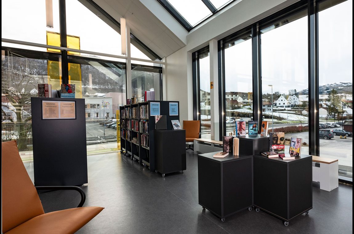 Bibliothèque municipale de Vindafjord, Norvège - Bibliothèque municipale et BDP