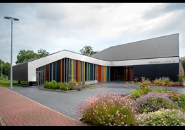 rumes_taintignies_public_library_be_013.jpeg