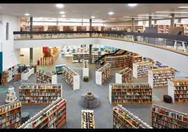 bromley_public_library_uk_001.jpg