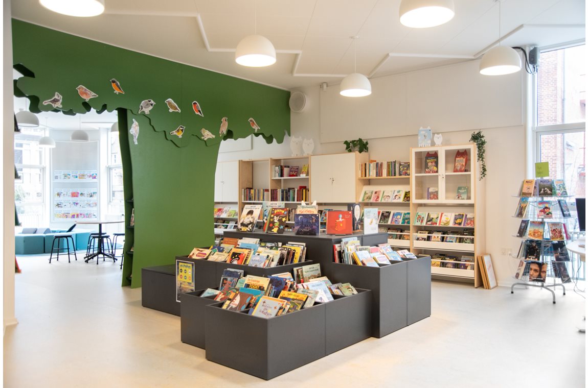 Skolan på La Cours Väg, Danmark - Skolbibliotek