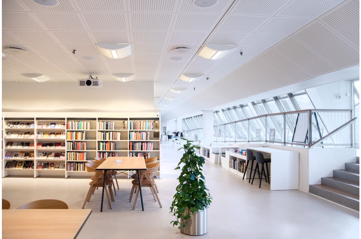 Openbare Bibliotheek Ishøj, Denemarken - Openbare bibliotheek