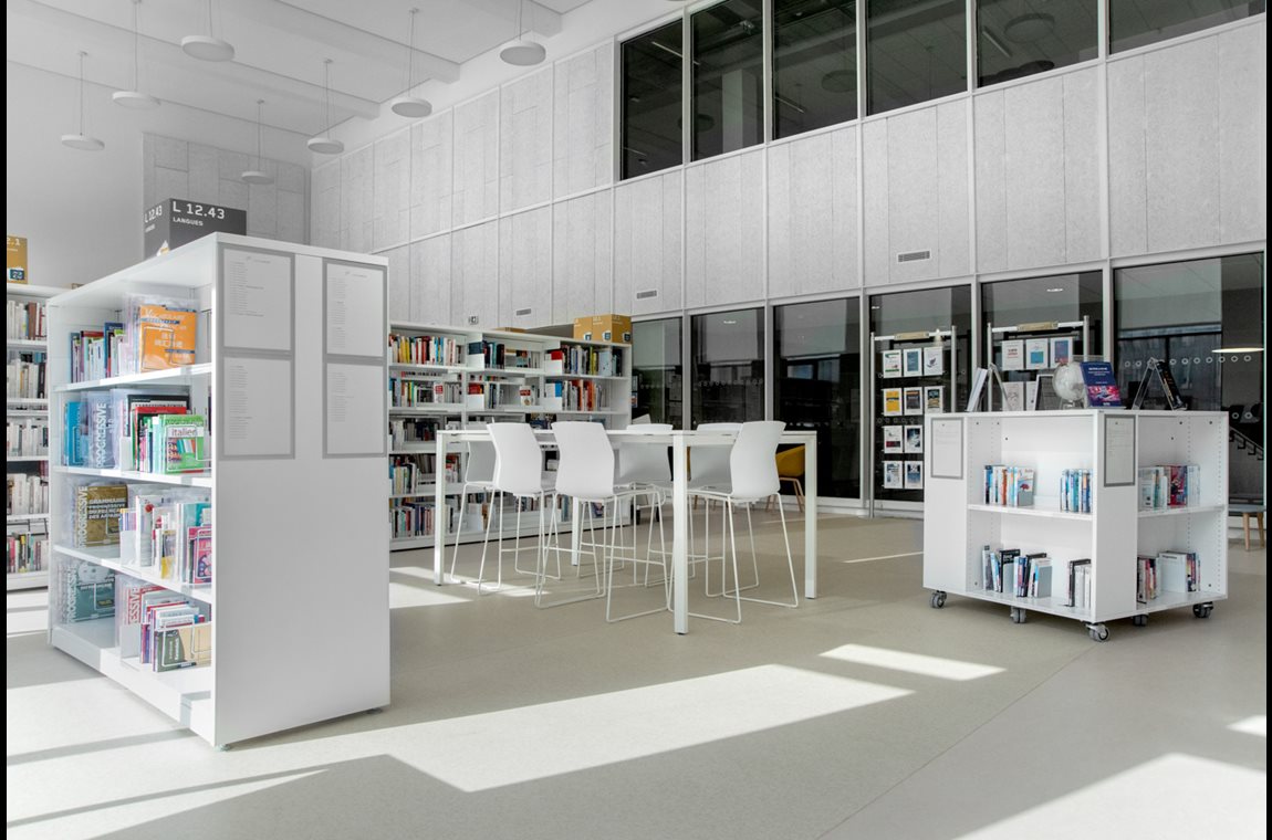 CRDN - Télécom Paris, Palaiseau, France - Academic library