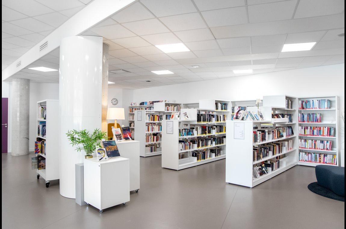 La Poterie Bibliotek, Suresnes, Frankrig - Offentligt bibliotek
