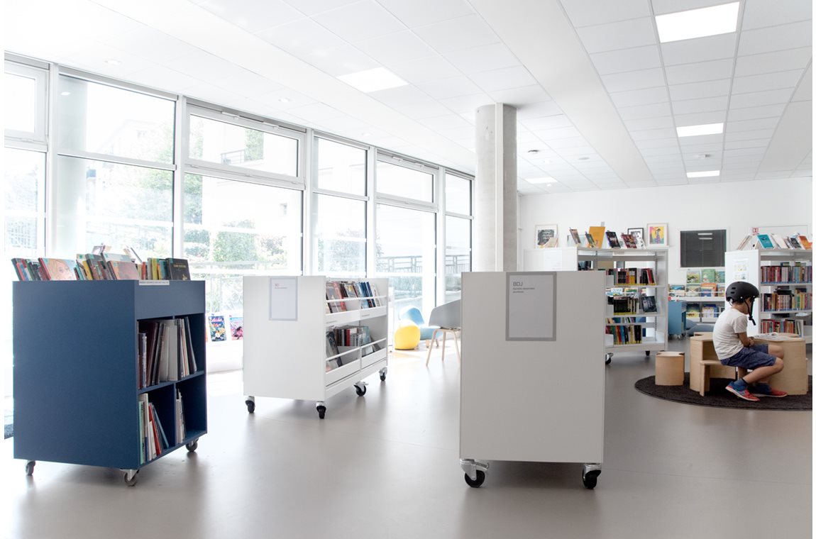 Lycée Paul Langevin, Suresnes, France - School libraries