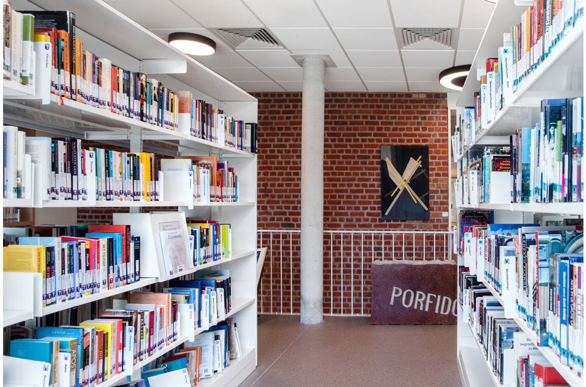 De Mouterij Library, Kortemark, Belgium - Public library