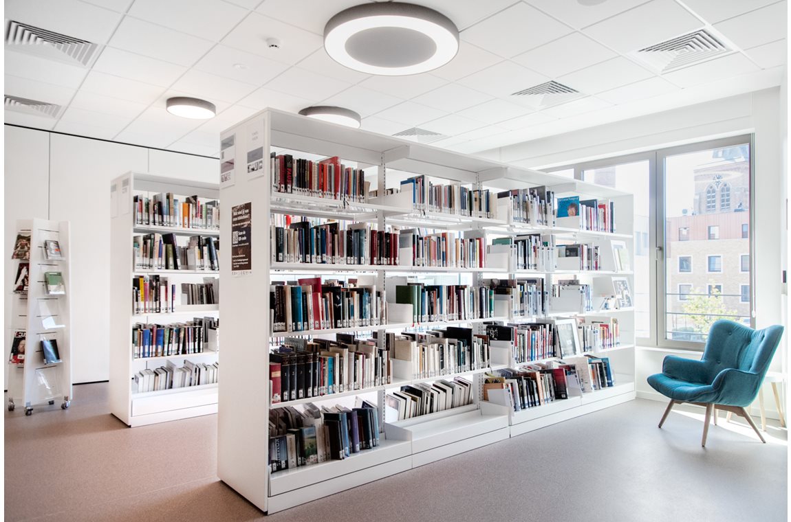 De Mouterij Library, Kortemark, Belgium - Public library