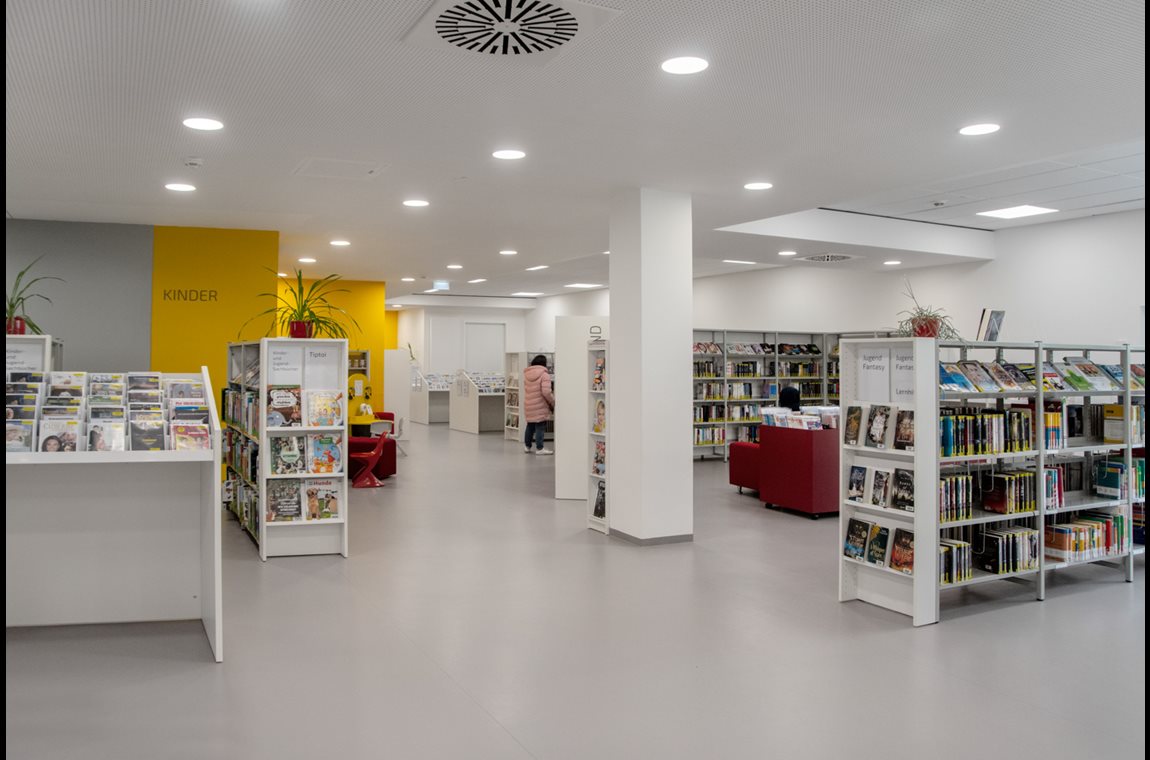 Bibliothèque municpale de Sinsheim, Allemagne - Bibliothèque municipale et BDP