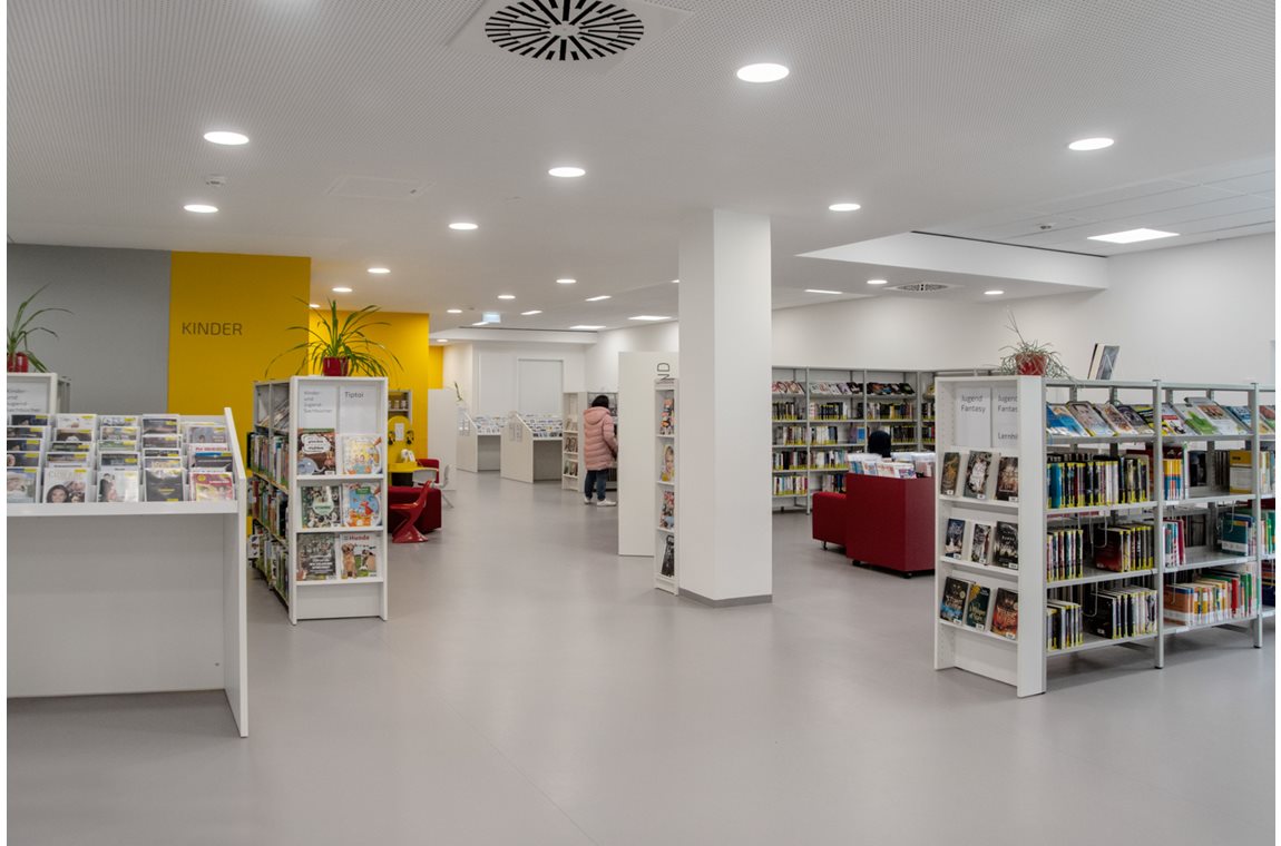 Öffentliche Bibliothek Sinsheim, Deutschland - Öffentliche Bibliothek