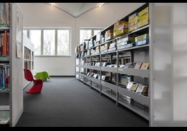 moessingen_stadtbuecherei_public_library_de_004.jpeg