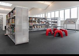 moessingen_stadtbuecherei_public_library_de_011.jpeg