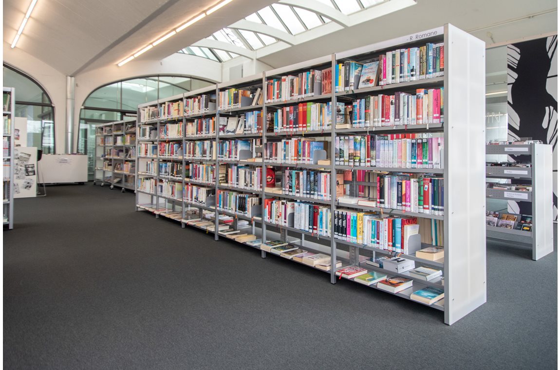 Öffentliche Bibliothek Mössingen, Deutschland - Öffentliche Bibliothek