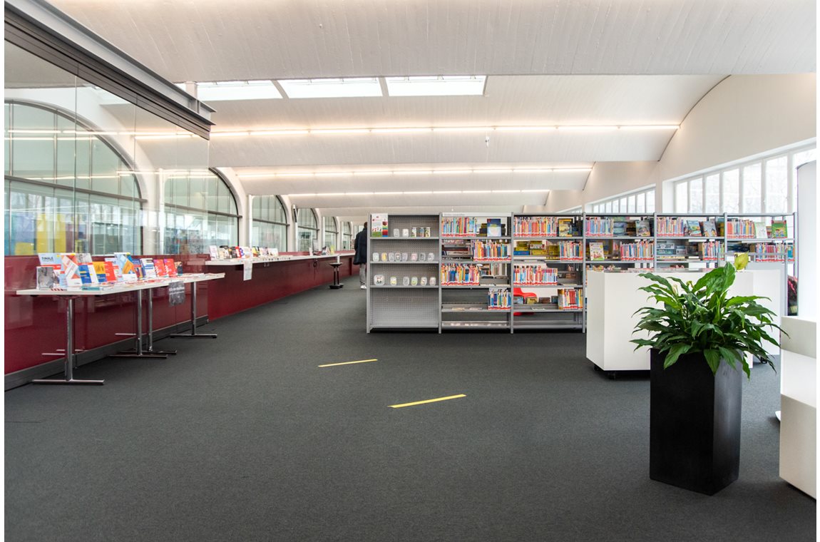 Öffentliche Bibliothek Mössingen, Deutschland - Öffentliche Bibliothek