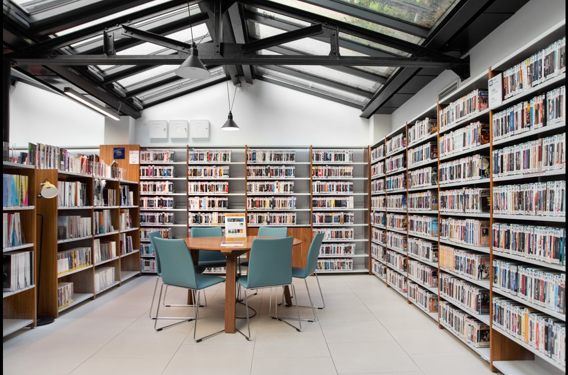 American University of Paris, France - Academic library