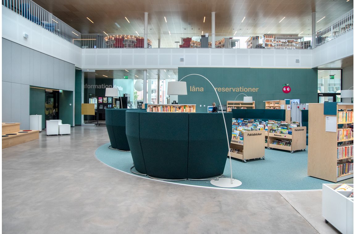 Bibliothèque municipale de Falkenberg, Suède - Bibliothèque municipale et BDP
