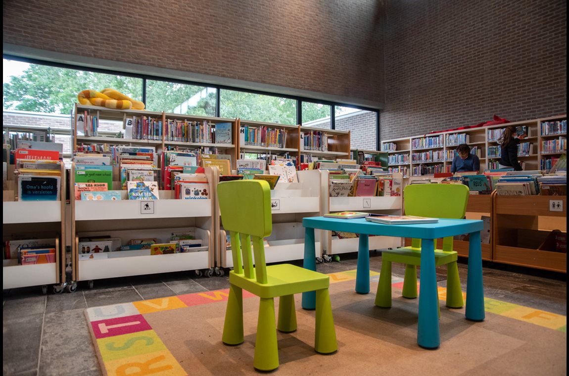 Openbare bibliotheek Vosselaar, België - Openbare bibliotheek