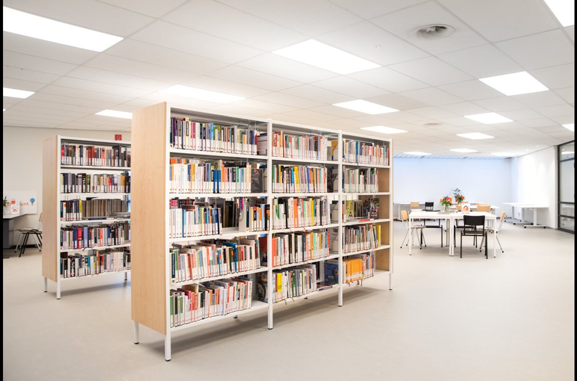 Openbare bibliotheek Wateringen, Nederland - Openbare bibliotheek