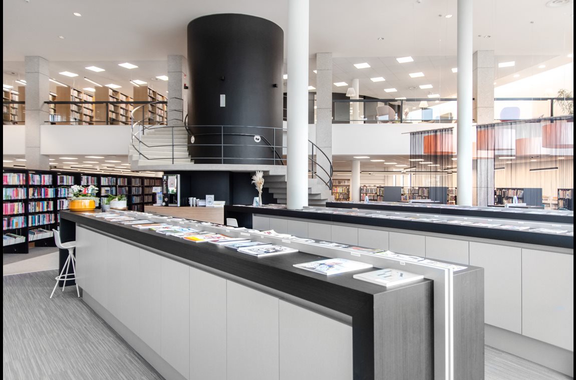 Bibliothèque municipale de Tongeren, Belgique - Bibliothèque municipale et BDP