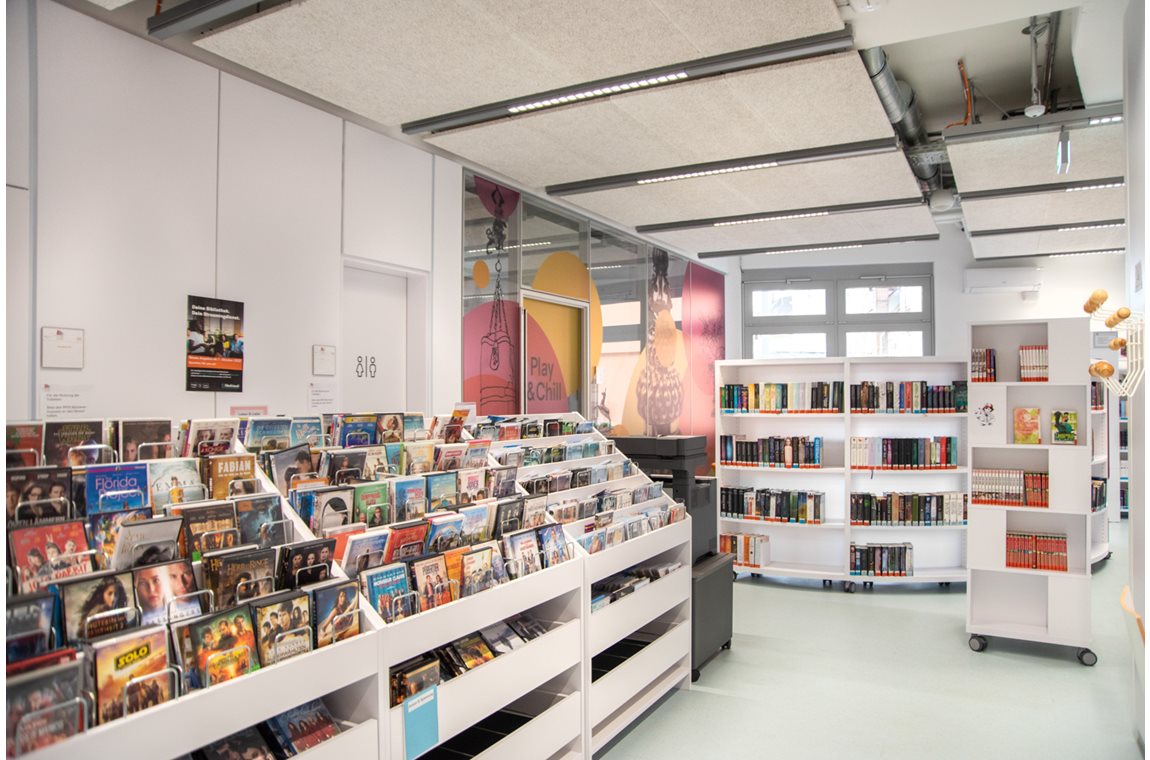 Öffentliche Bibliothek Augsburg-Lechhausen, Deutschland - Öffentliche Bibliothek