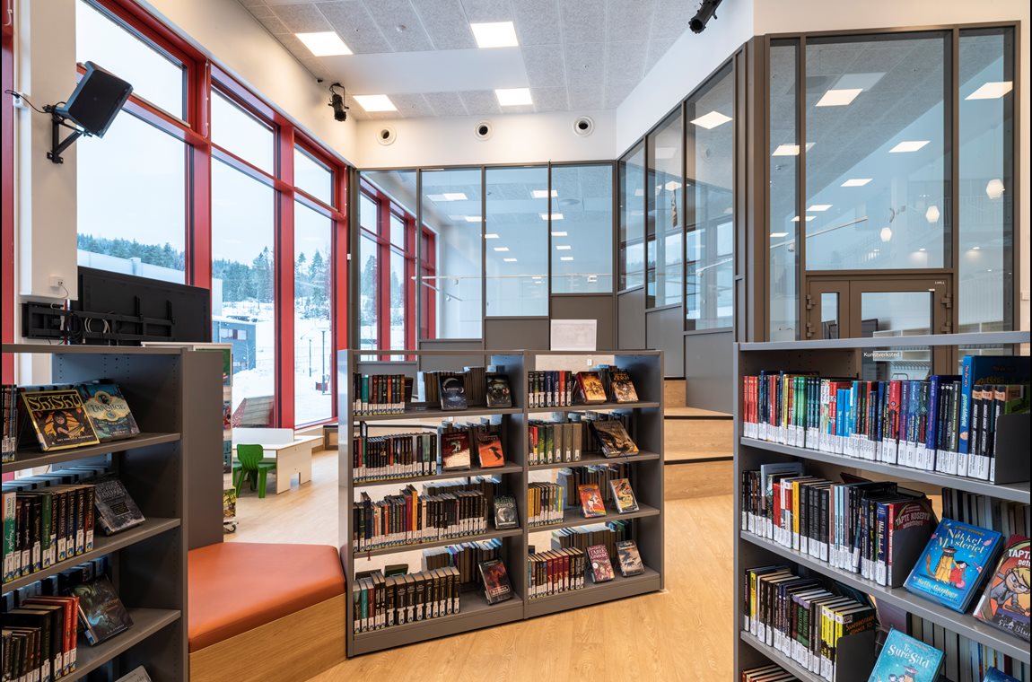 Bibliothèque municipale de Rælingen, Norvège - Bibliothèque municipale et BDP