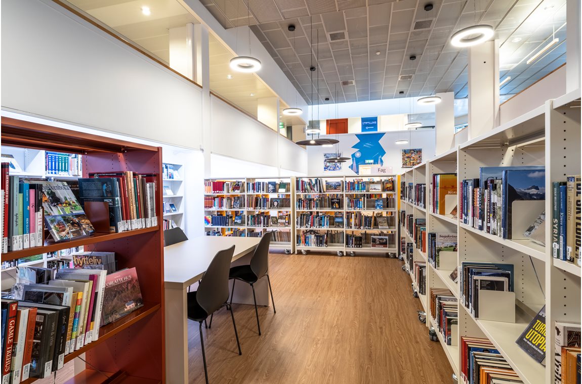 Bibliothèque municipale de Ullensaker, Norvège - Bibliothèque municipale et BDP