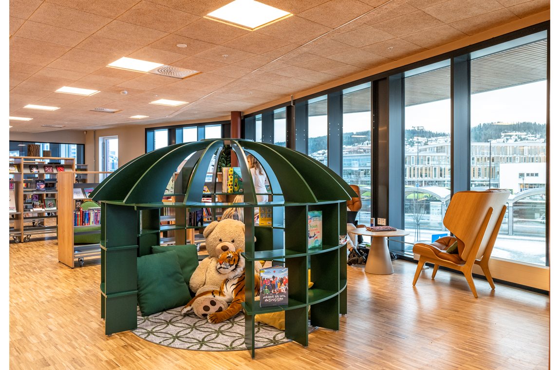 Lillestrøm Bibliotek, Norge - Offentligt bibliotek