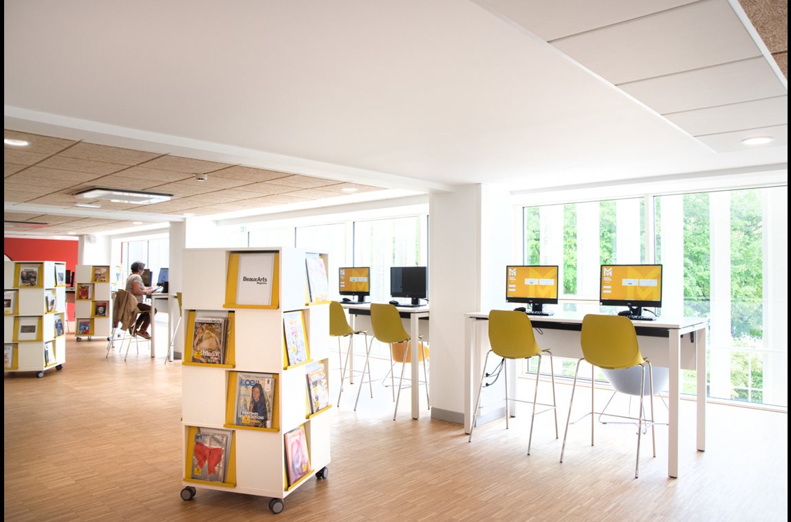 Openbare bibliotheek Pierre Moinot à Niort, Frankrijk - Openbare bibliotheek
