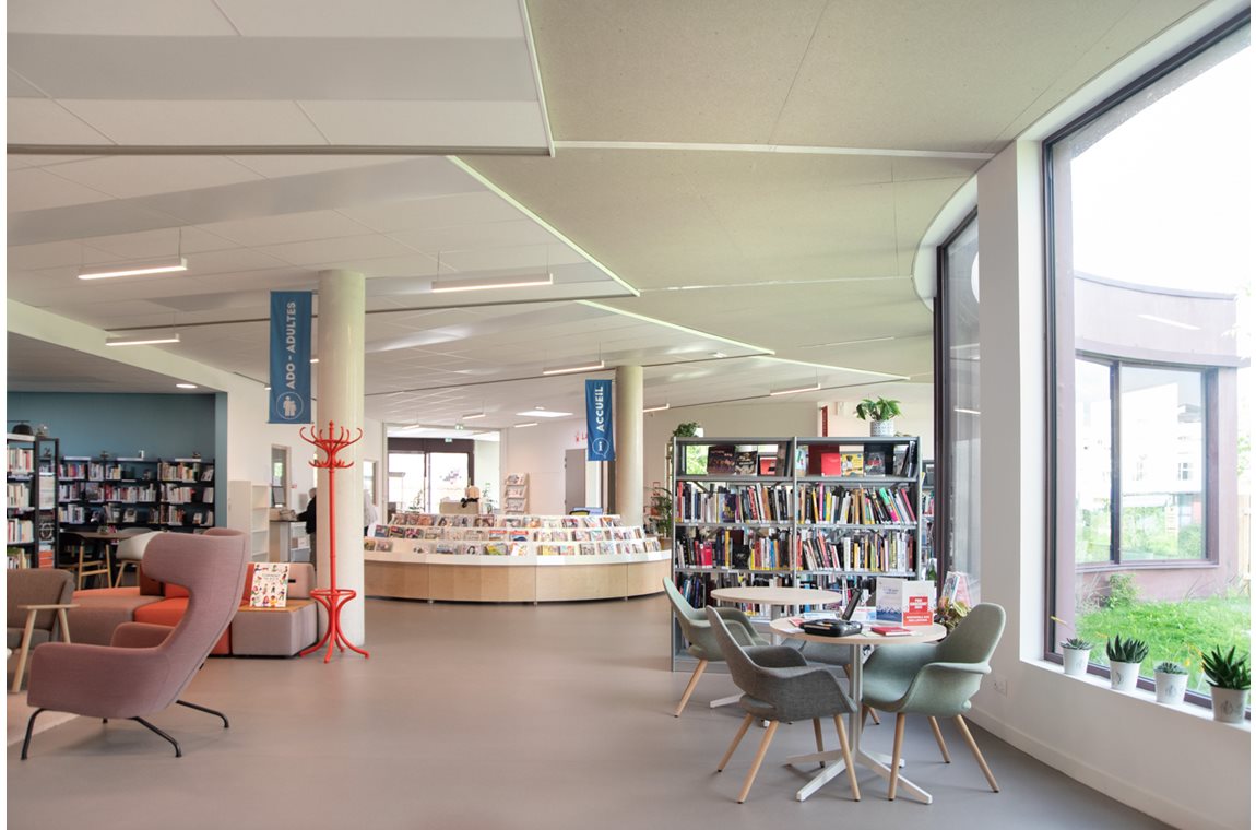 Les Sorinières bibliotek, Frankrike - Offentliga bibliotek