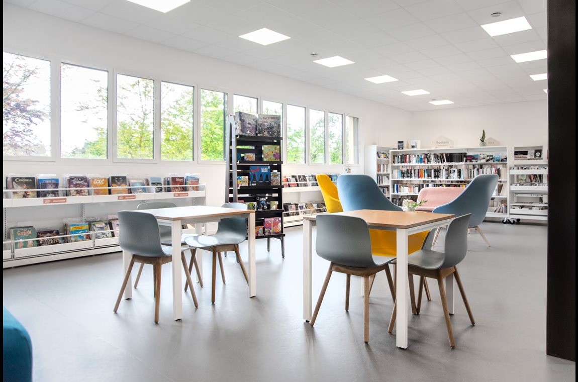 Openbare Bibliotheek Romagne, Frankrijk - Openbare bibliotheek