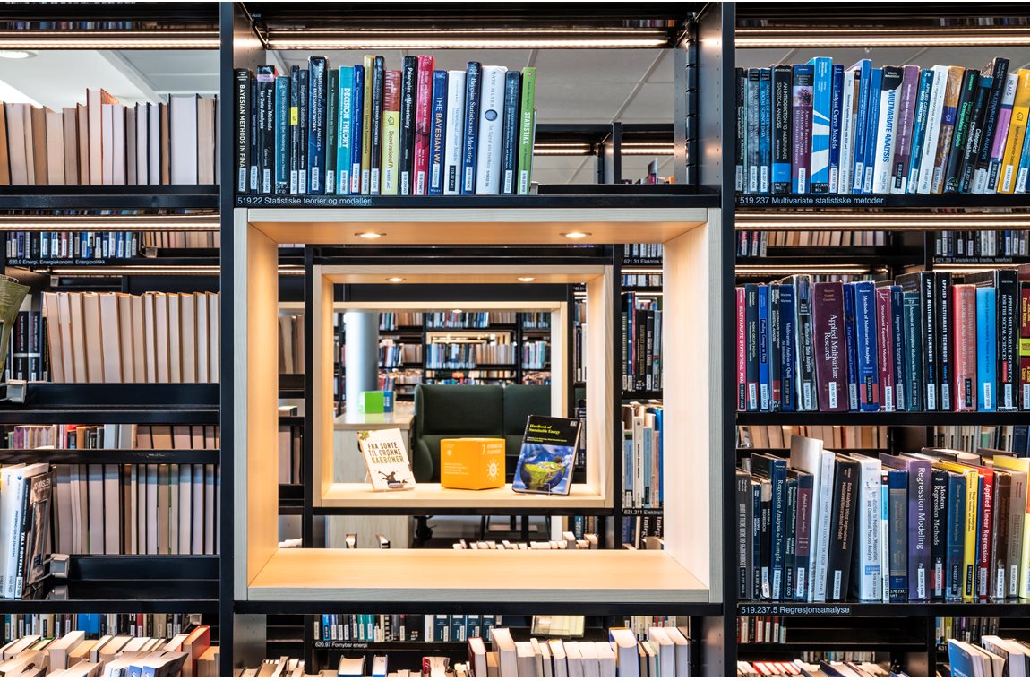 BI, école de commerce d’Oslo, Norvège - Bibliothèque universitaire et d’école supérieure