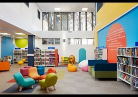 tamworth_public_library_uk_007.jpg
