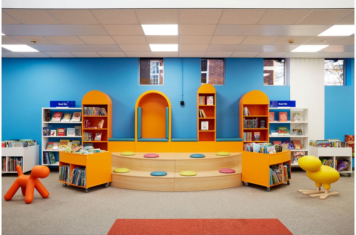 Tamworth Bibliotek, Storbritannien - Offentligt bibliotek