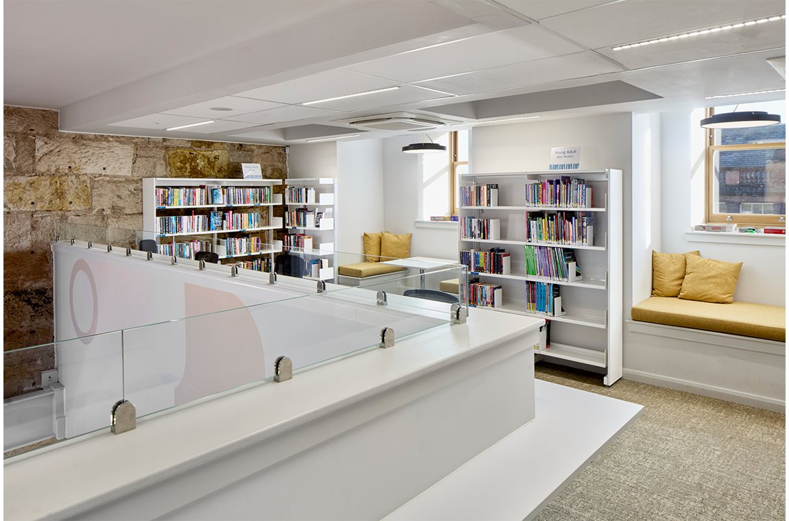 De centrale bibliotheek van Paisley, Verenigd Koninkrijk - Openbare bibliotheek