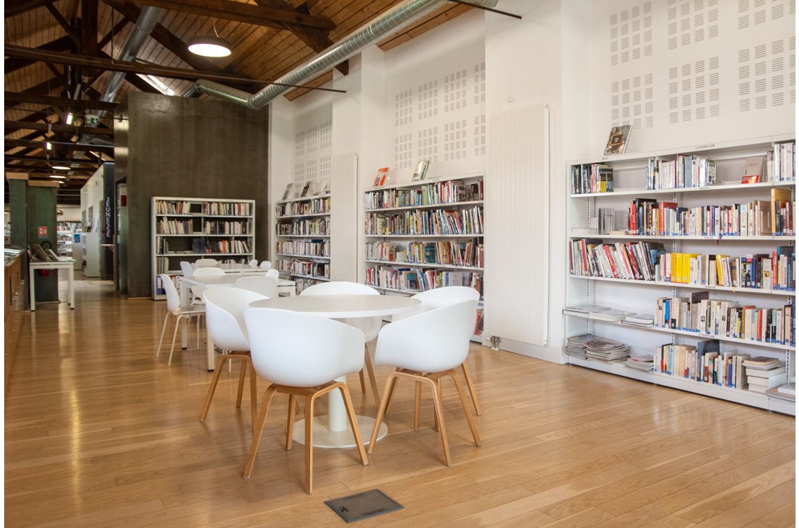 Médiathèque Montech, France - Bibliothèque municipale et BDP