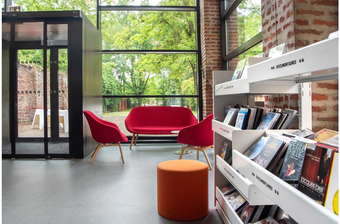 Médiathèque Montech, France - Bibliothèque municipale et BDP
