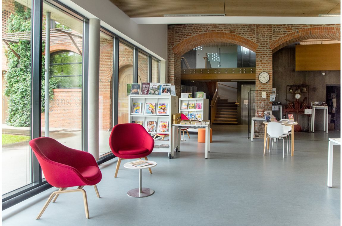 Médiathèque Montech, France - Bibliothèque municipale et BDP