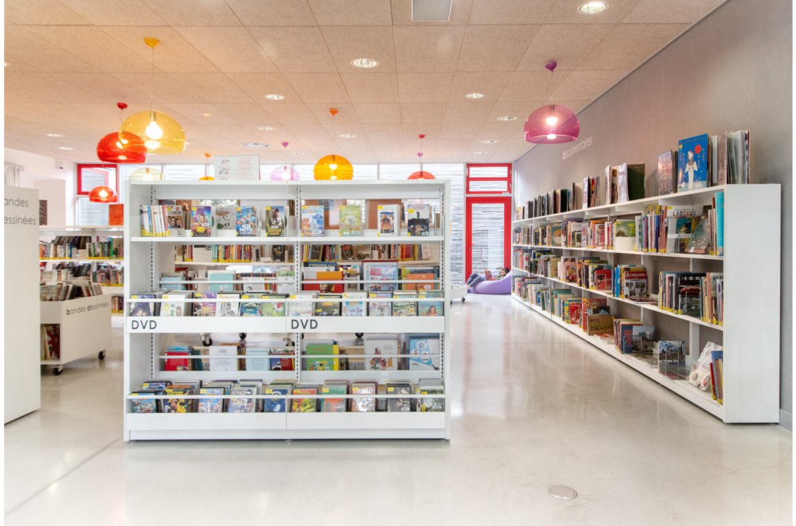 Varihes Public Library, France - Public library