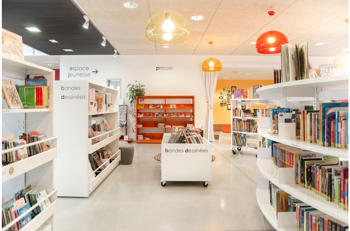 Varihes Public Library, France - Public library
