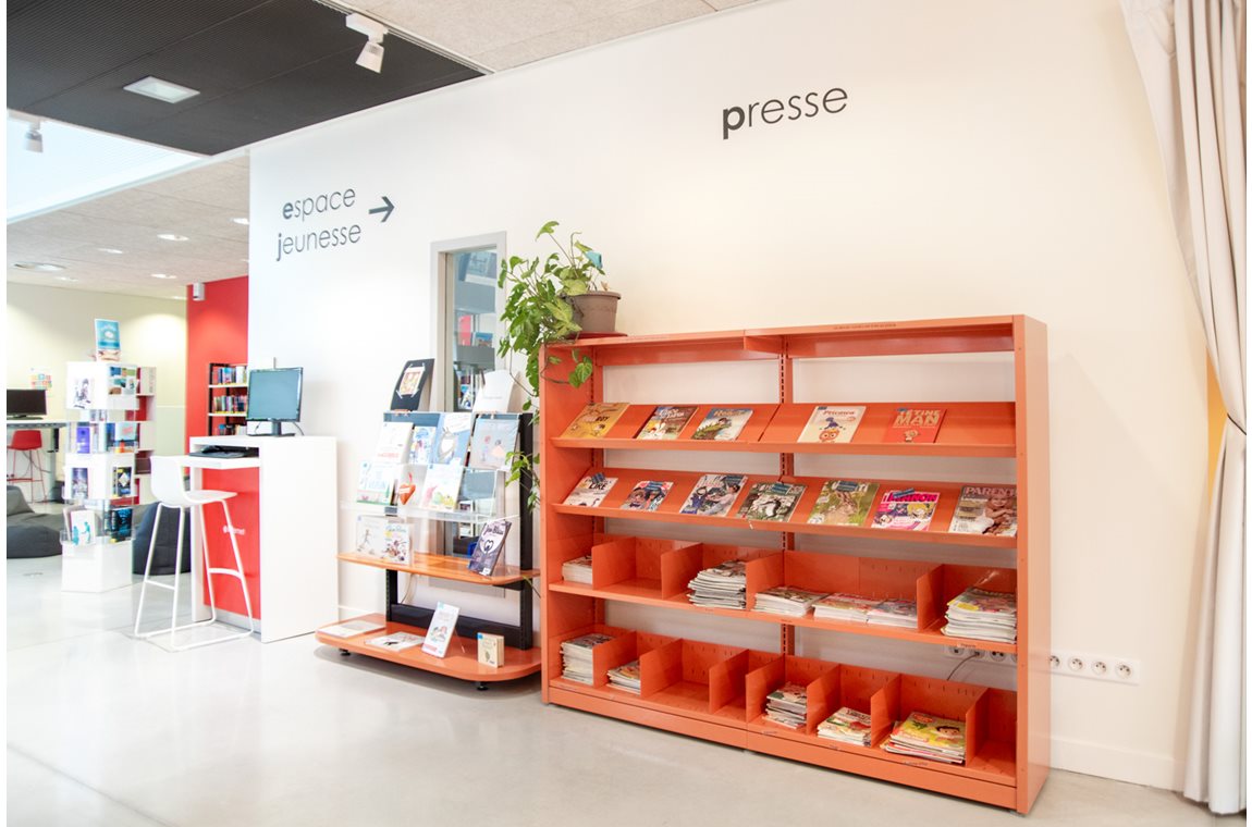Varihes Public Library, France - Public library